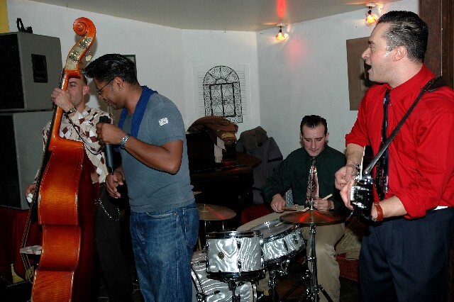 min 2006 11 21 latino 218